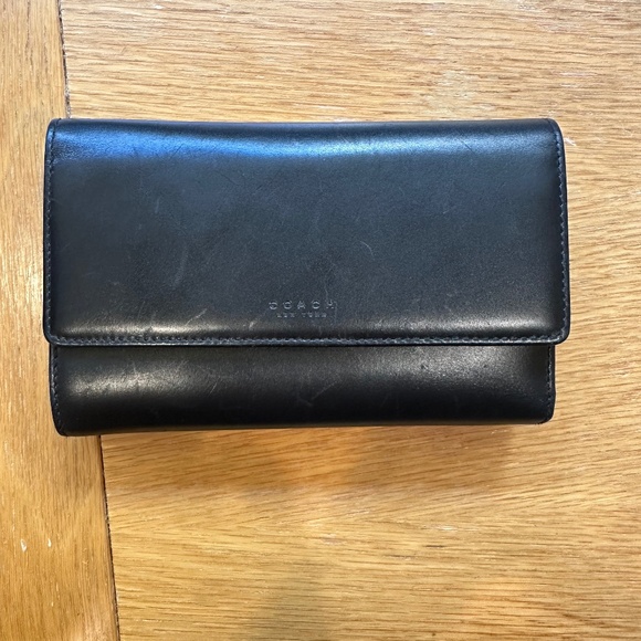 Coach Wallet - Picture 1 of 4